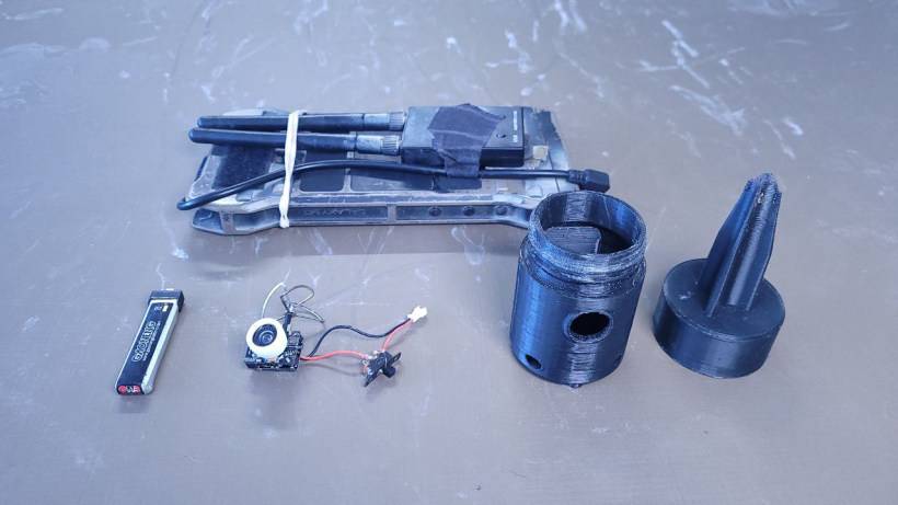 SALT AND PEPPER layout with gear